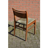 Retro scandinavisch design eetkamerstoel