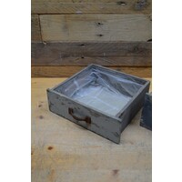 thumb-Set van 2 antiek look plantenbakjes van oude lades-2