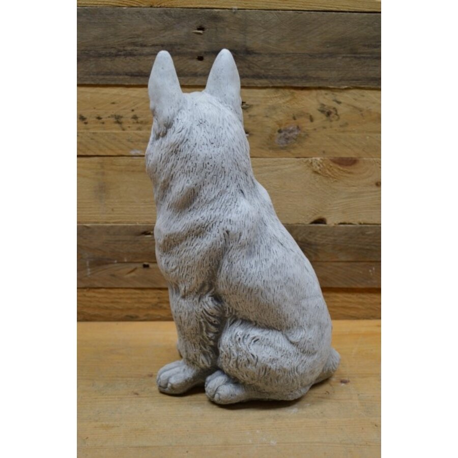 Zittende herdershond van beton – levensecht tuinbeeld van gietsteen-3