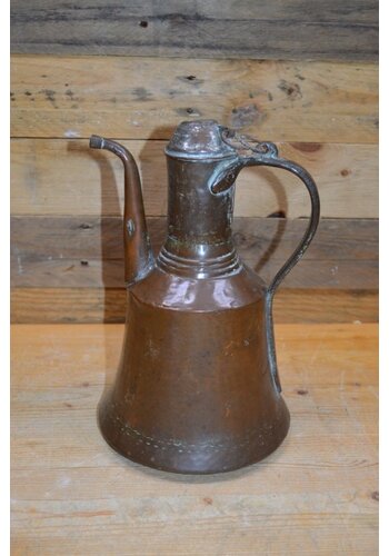 Koperen ketel voor water koken 