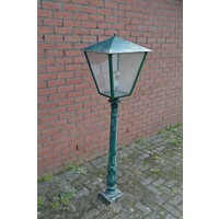 thumb-Staande metalen buitenlantaren op gegoten poot-7