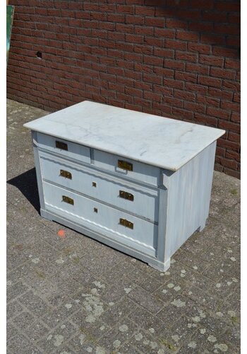 Commode met marmer blad 