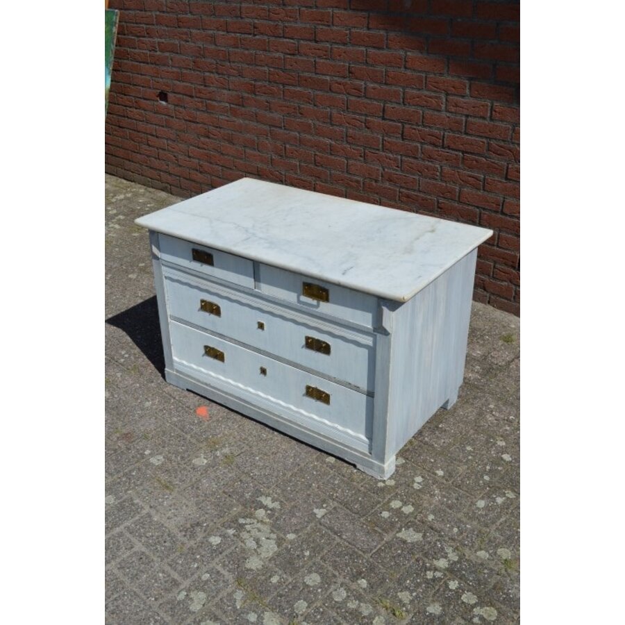 Oude commode met marmer blad-1