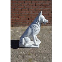 thumb-Herder zittende hond tuinbeeld-2