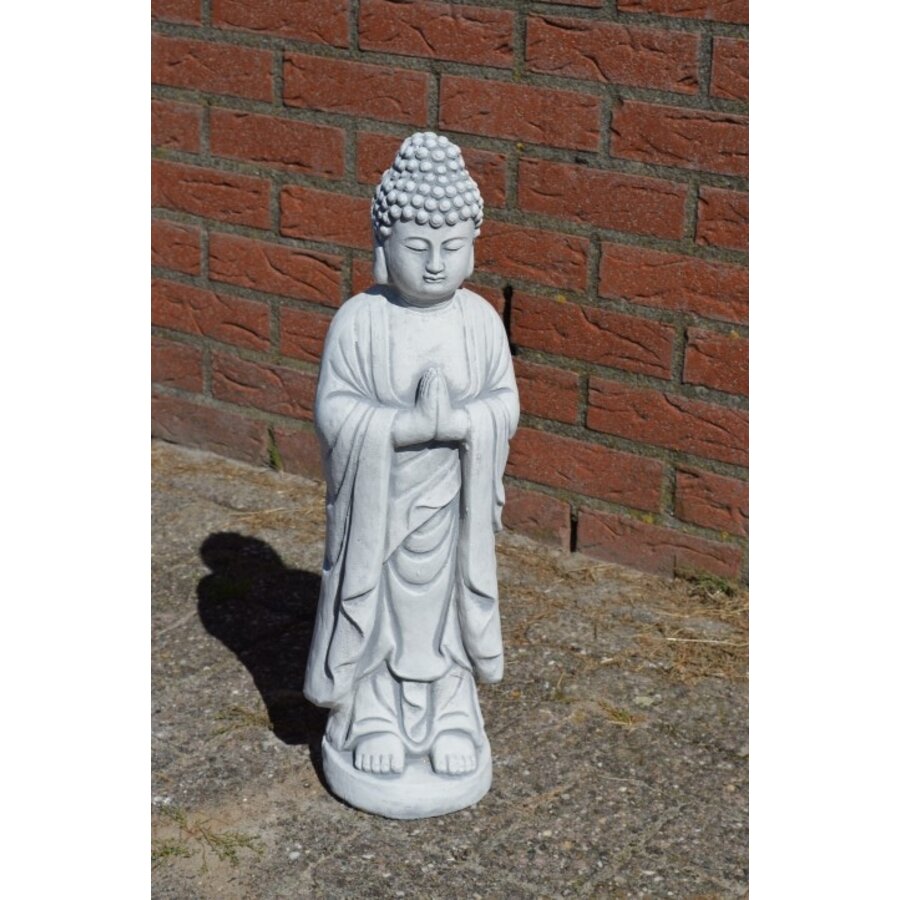 Sierlijk betonnen beeld van staande Shiva voor in de tuin-1