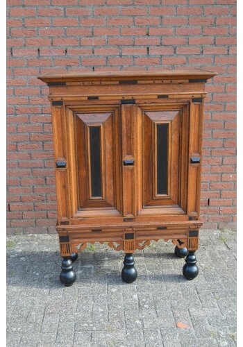 Antiek Gelders kussenkastje 