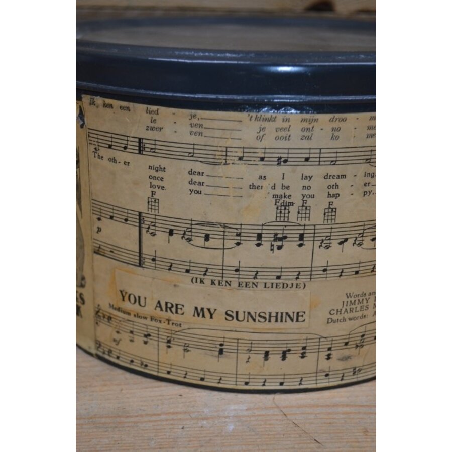 Metalen opberg trommel beplakt met papier-3