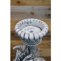 thumb-Draak met een zuiltje achter zich-7