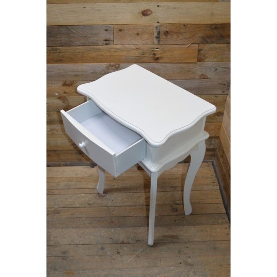 Witte sidetablel met Engelse Queen Ann poten-4