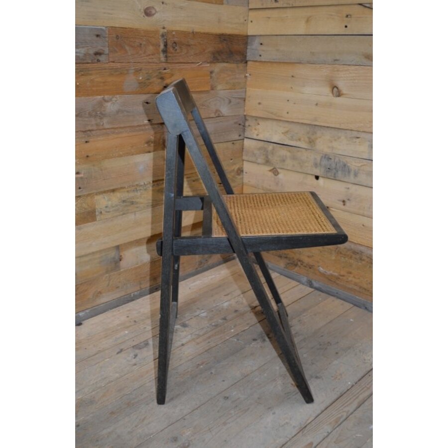 Ouderwetse vintage houten klapstoel-4