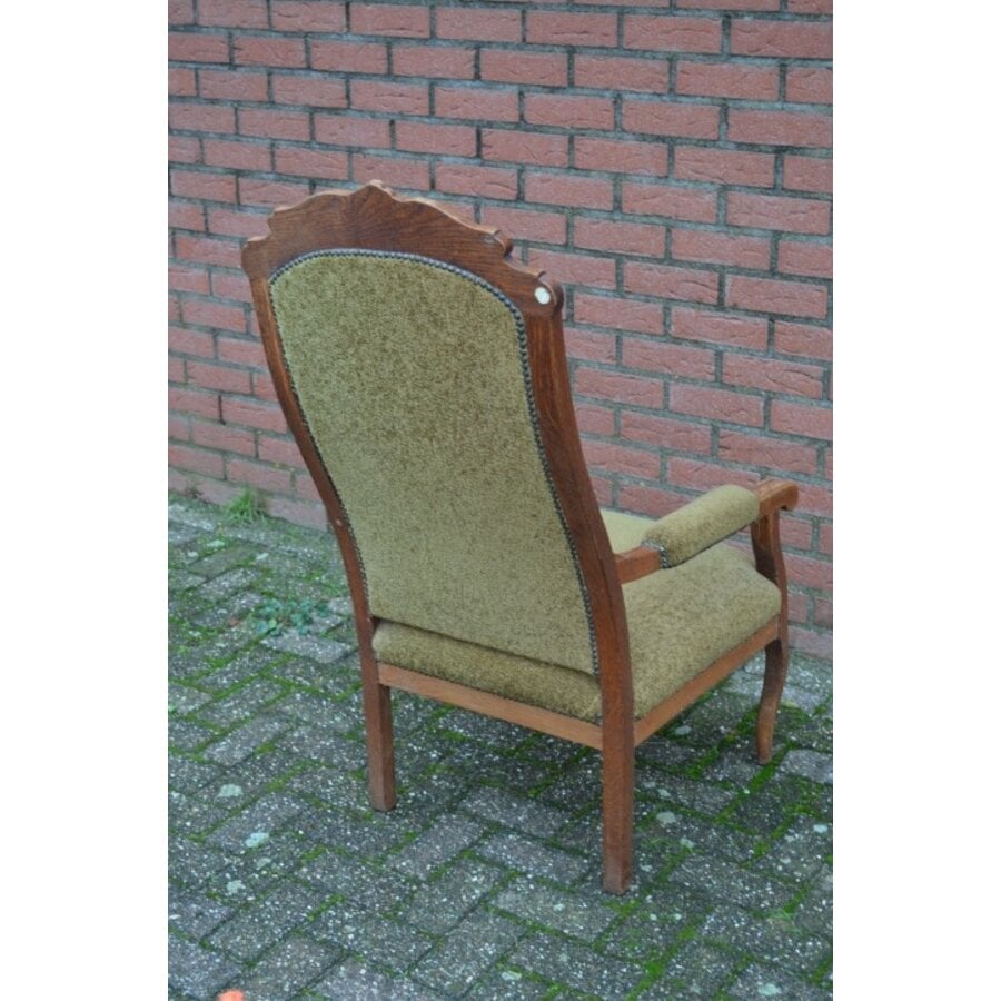 Antieke eiken armfauteuil met groene stoffering-6