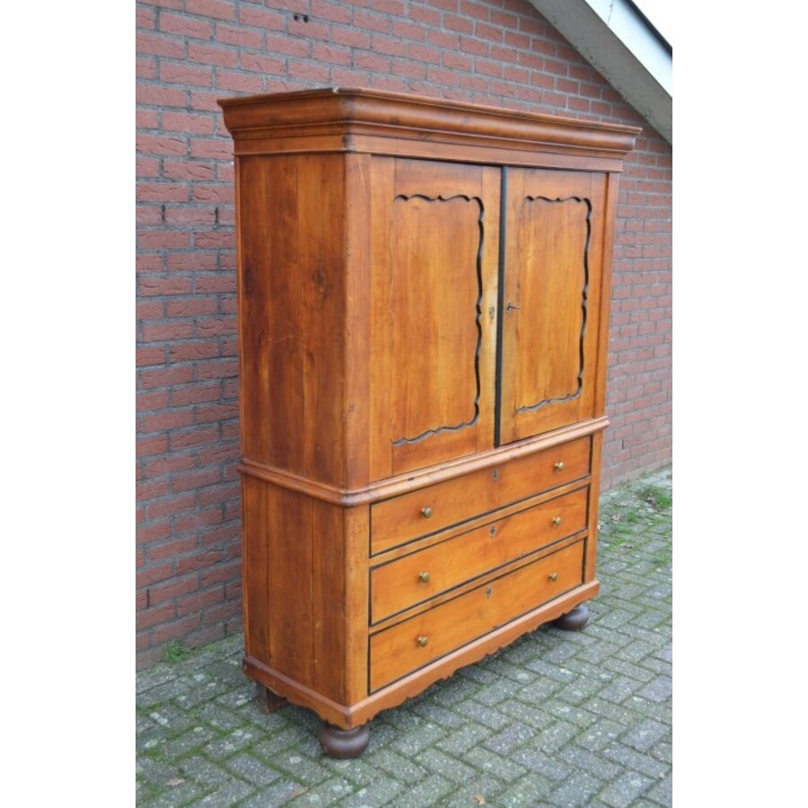 Biedermeier Kabinet kast kersen of linnenkast-6