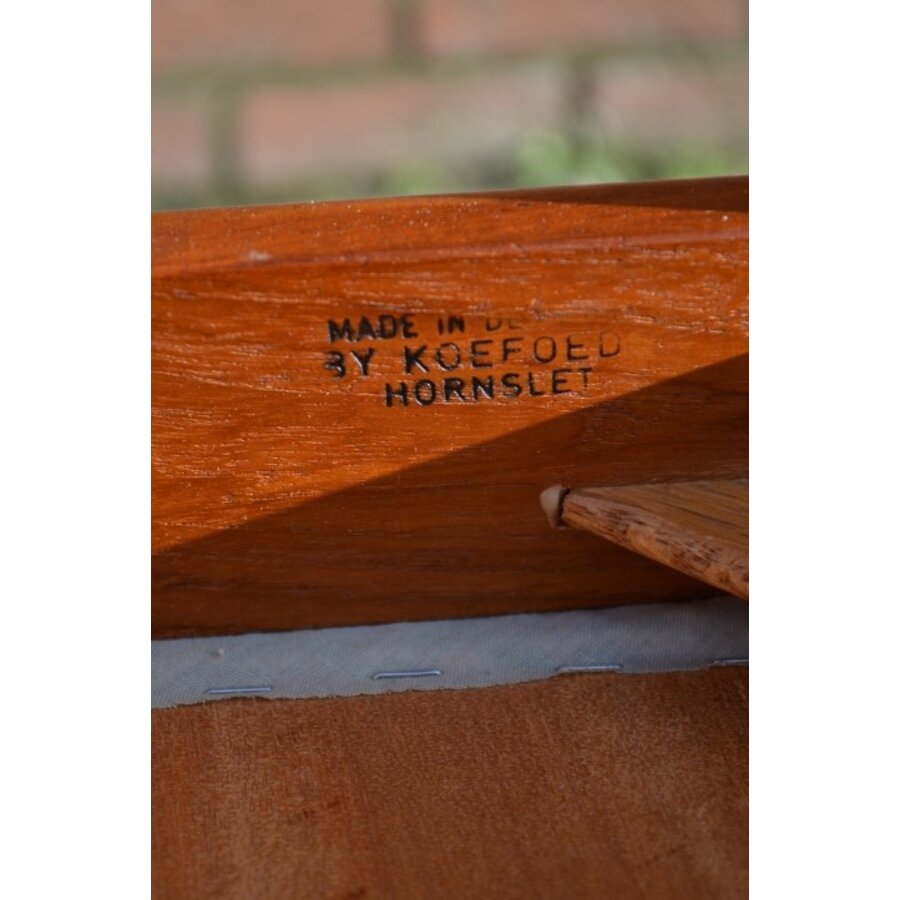 Retro Scandinavisch Design Eethoek Tafel Met 4 Stoelen-9