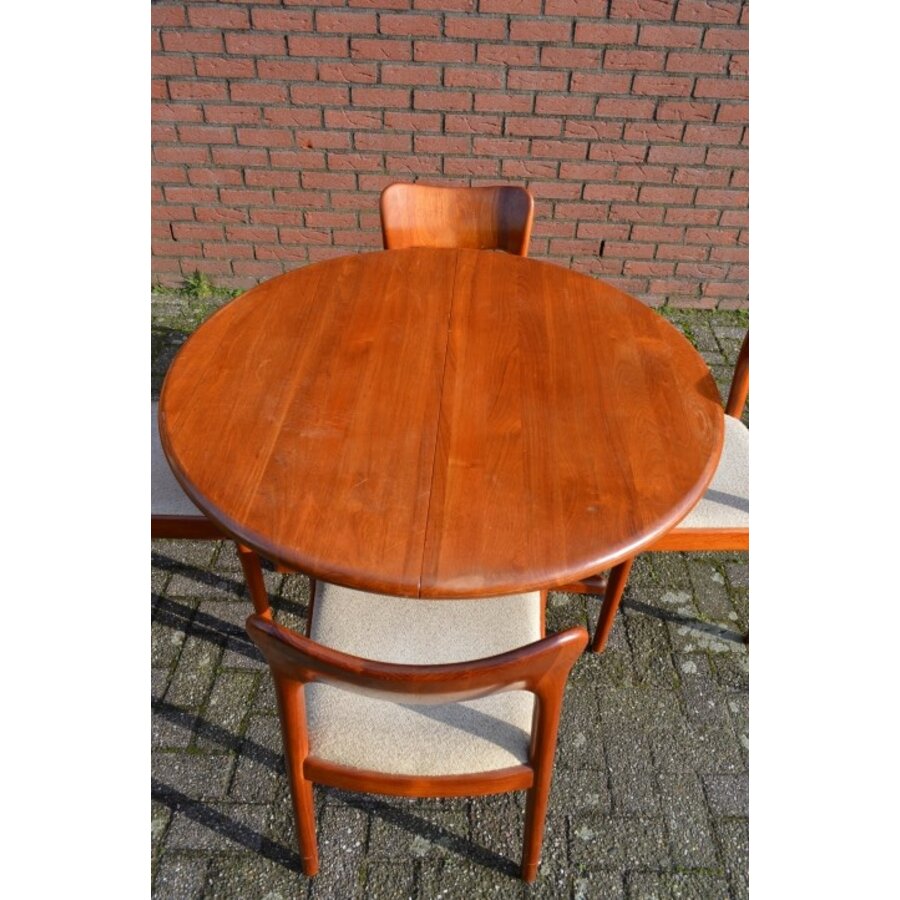 Retro Scandinavisch design eethoek tafel met 4 stoelen-5