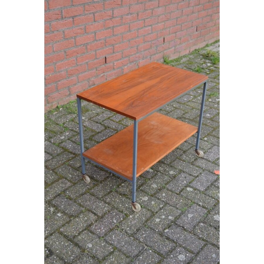 Retro tafel/kastje-1