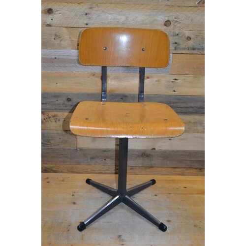 Schoolstoeltje retro verstelbare rugleuning 