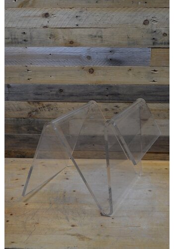 Design plexiglas lectuurbak 