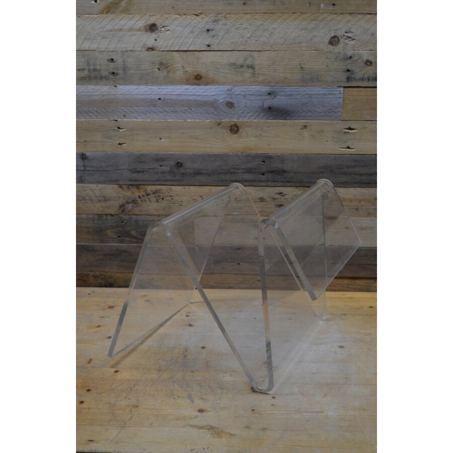 Design lectuurbak van plexiglas-1