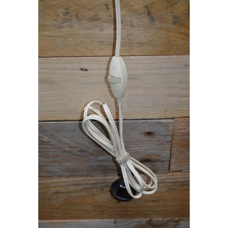 Wandlamp smeedijzer op beukenhouten plank landelijk-3