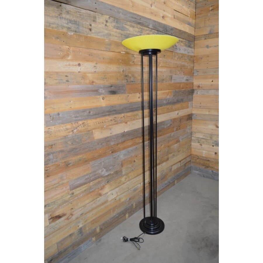 Staande design vloerlamp uplight zwart met glazen kap-2