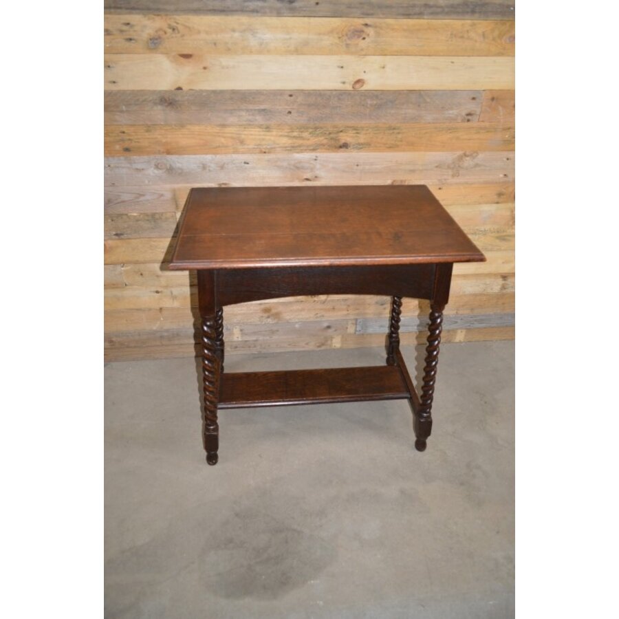 Antiek eiken tafeltje met gedraaide poten sidetable-2