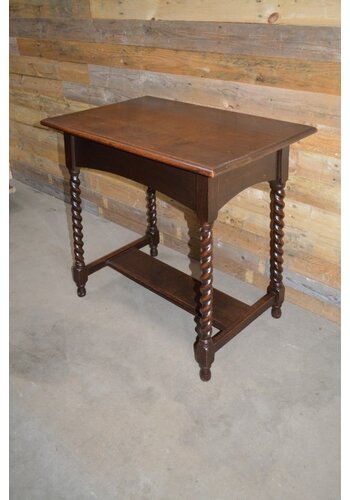 Antiek tafeltje eiken 