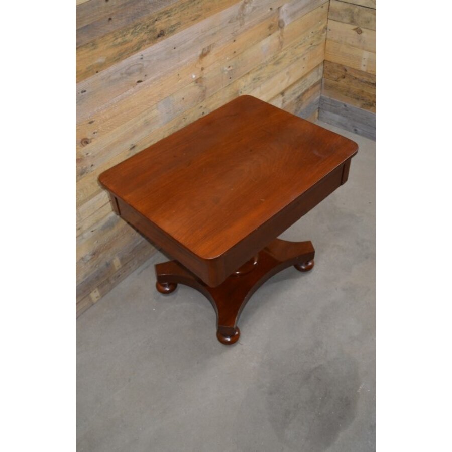 Antiek schaaktafeltje op wieltjes-5