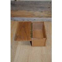 thumb-Eikenhouten kistje met houtsnijwerk-6