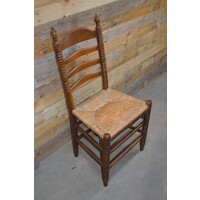 thumb-Oud eiken knopstoel met biezen mat-3