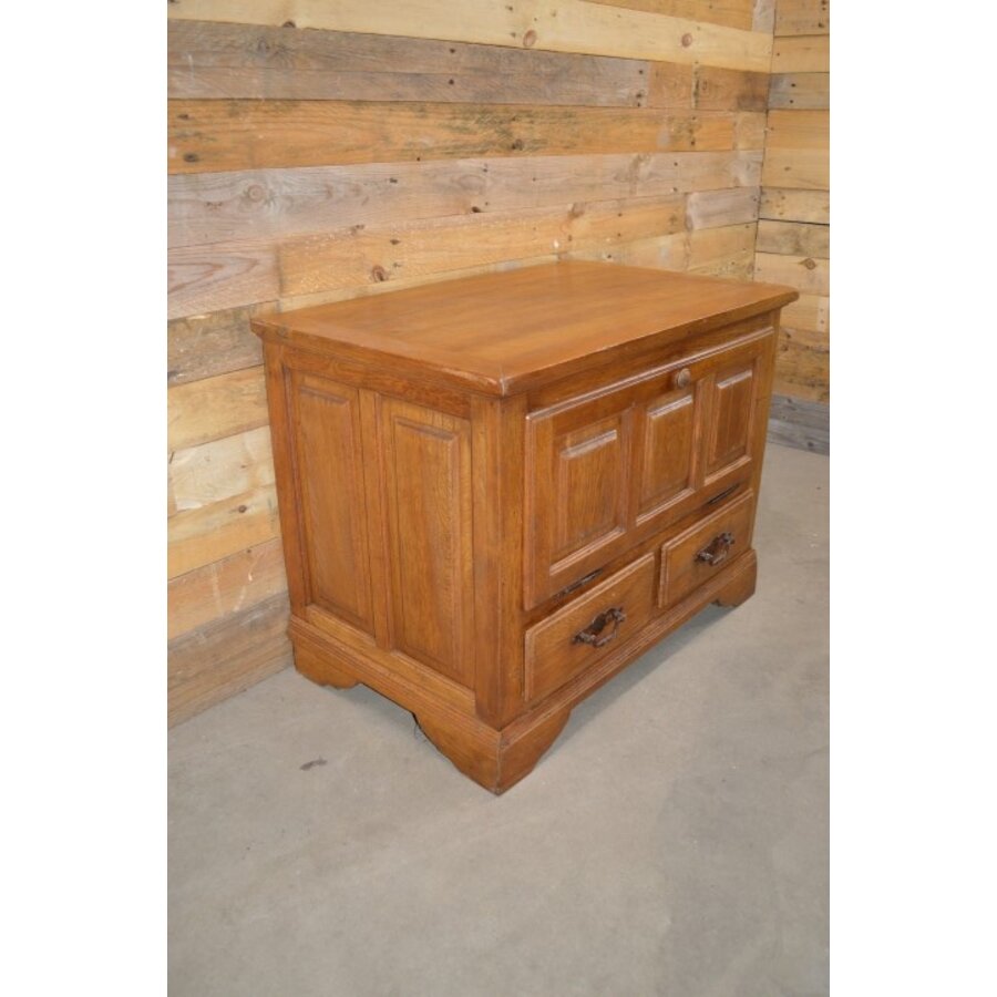 Massiek eiken kastje blank  met klep en laden-1