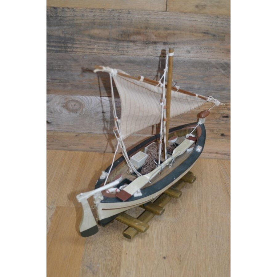 Miniatuur vissersboot model-4