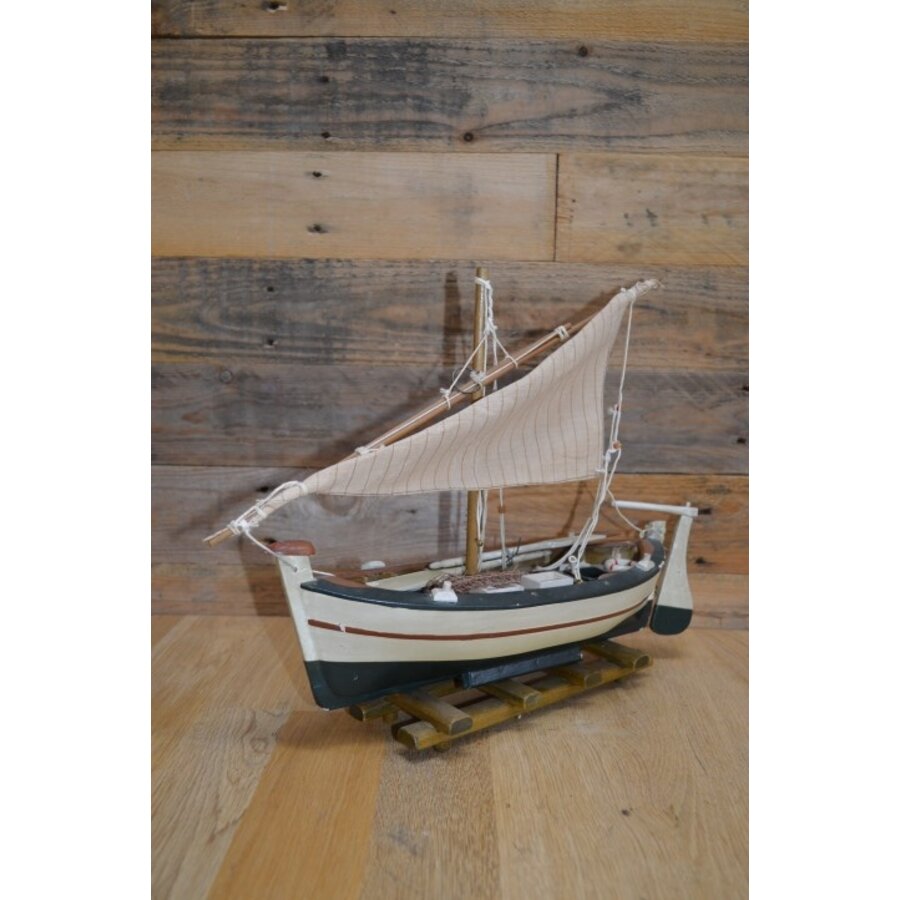 Miniatuur vissersboot model-1