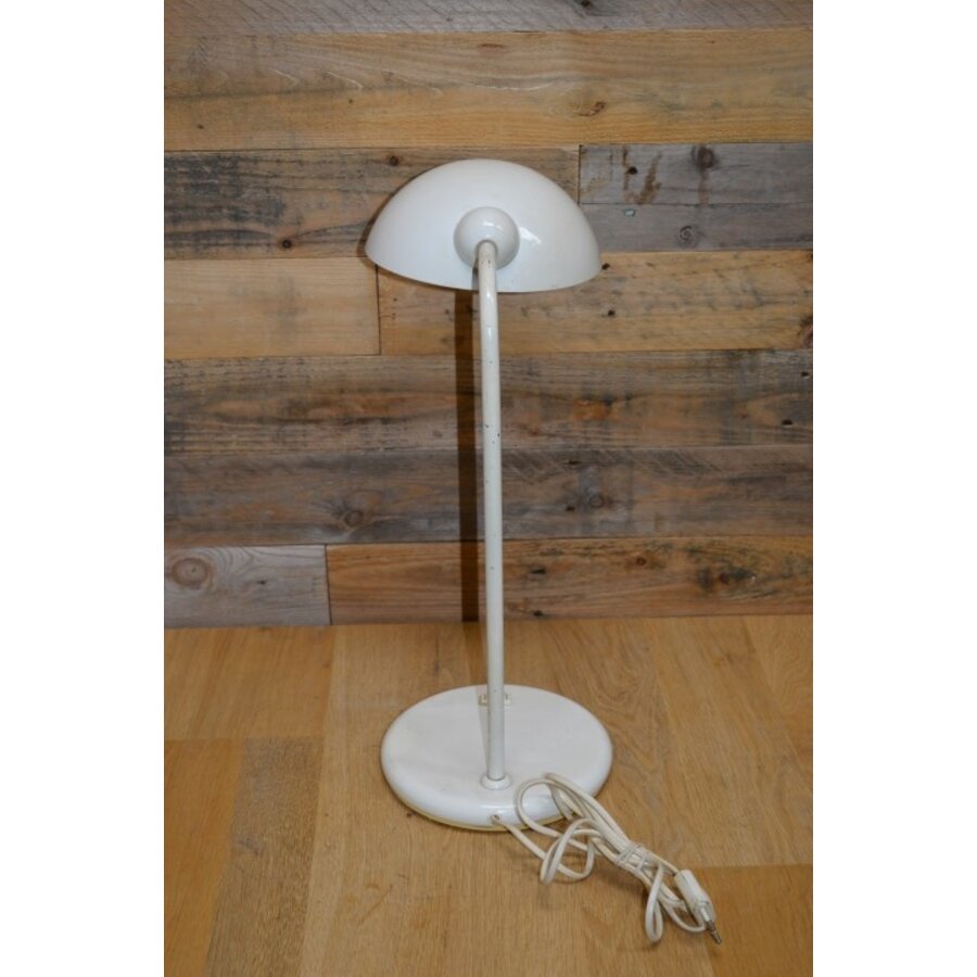 Design bureau lamp van Klareco-8