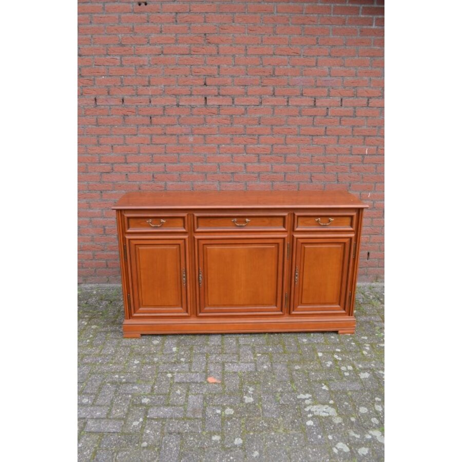 Klassiek dressoir notenhout met lades-2