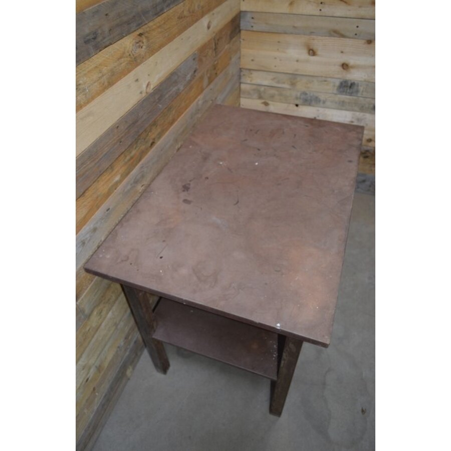 Werktafel grenen onderstel met schap-3