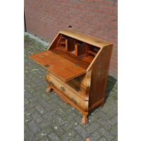 thumb-Barok klepsecretaire eiken fineer op klauwpoten-9