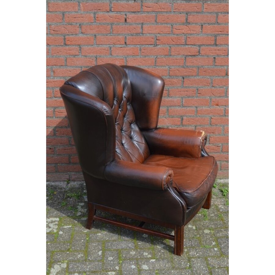 Retro Chesterfield armstoel van donkerbruin leer-6