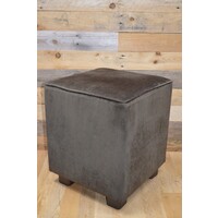 thumb-Bruine zithocker met houten pootjes-1