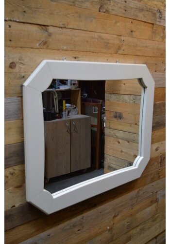 Spiegel met witte eikenhouten lijst 