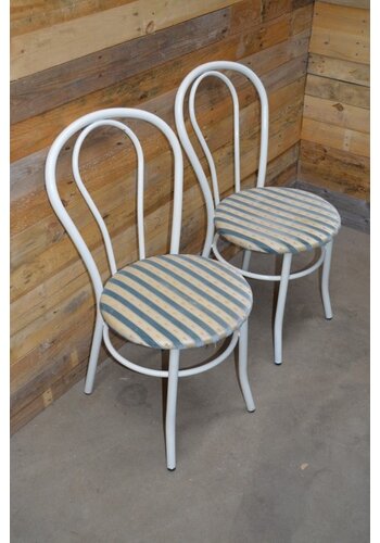 Metalen stoelen Thonet model set van 2 