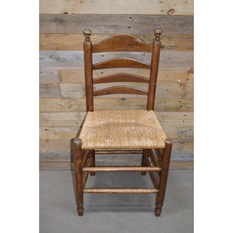 Oud hollandse knopstoel met biezen mat-1