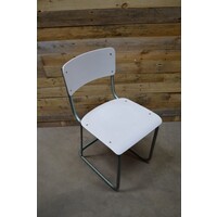 Retro buizenframe slede stoeltje