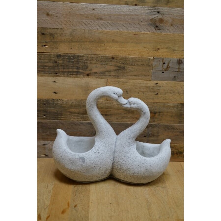 Betonnen zwanen in hartvorm – plantenbakje met twee zwanen als decoratie-4