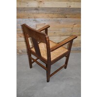 thumb-Ouderwetse houten armstoel met biezen zitting-7
