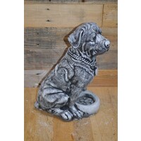 thumb-Betonnen Rottweiler met voerbakje – waakhond in zithouding, gedetailleerd beeld-2