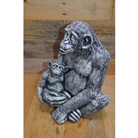 thumb-Betonnen chimpansee met jong – decoratief tuinbeeld met dierlijke uitstraling-5