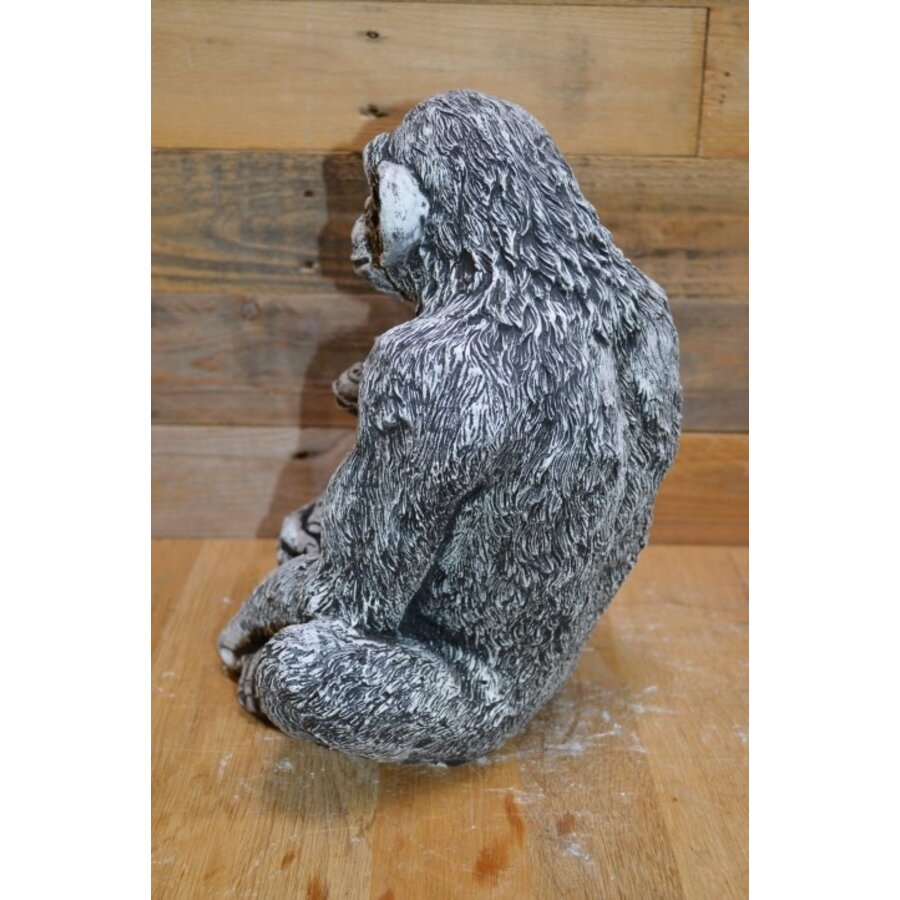 Betonnen chimpansee met jong – decoratief tuinbeeld met dierlijke uitstraling-8