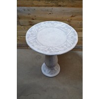 thumb-Betonnen schaal op zuil – waterschaal, voederbak of bloembak voor buiten-5