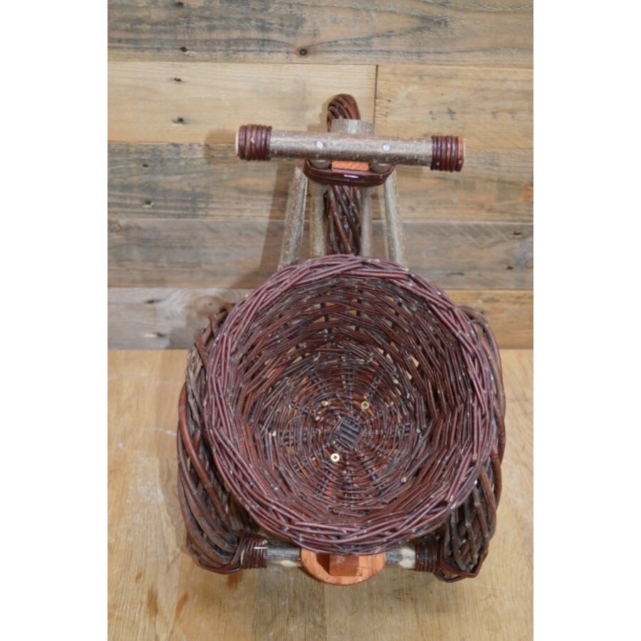 Fiets driewieler van wilgentenen en hout-6