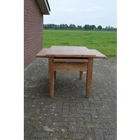 thumb-Grote vurenhouten showtafel of buffettafel-2